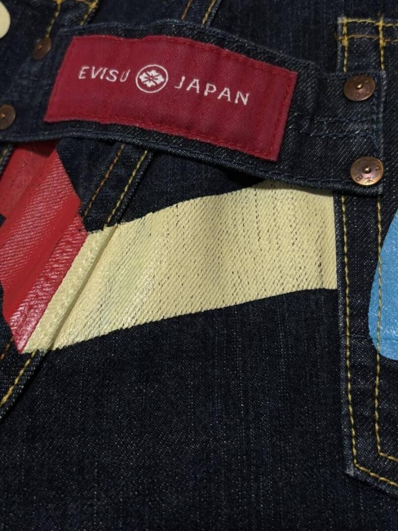 Used EVISU Daikoku Many Pocket Selvedge Jeans (32) image 6