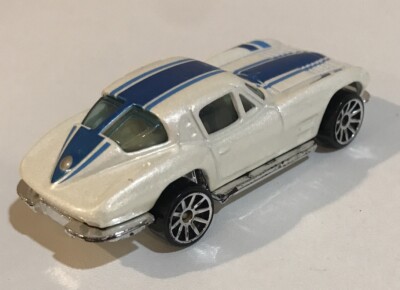 VTG 1979 Hot Wheels 63 Corvette Stingray Split Window 1:64 Die Cast Car White