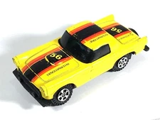 Motor Force 1981 Ford Thunderbird T-Bird Yellow International Diecast Car S8501