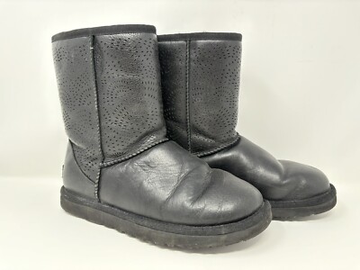 UGG Tiana Seaweed Perf Winter Boots Womens Size 7 EUR 38 Black Leather Sheepskin