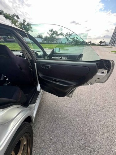 1996 Acura Integra One-Owner 21,000 Miles Completely Stock - Picture 16 of 22