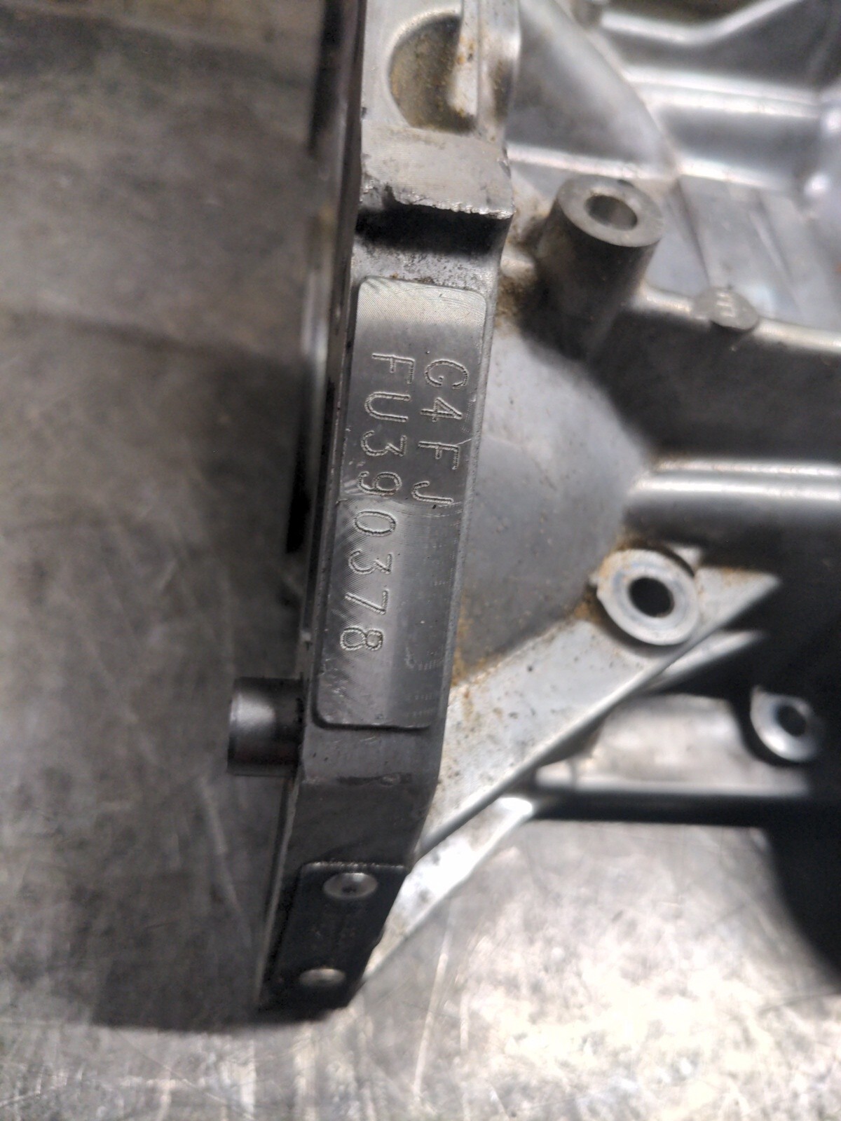 1.6 G4fj Kia TURBO Gdi Oil Pan Housing eBay