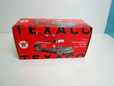 1ST GEAR 1957 International R-200 Tow TEXACO Star dealer 18-2160 Toy Lot