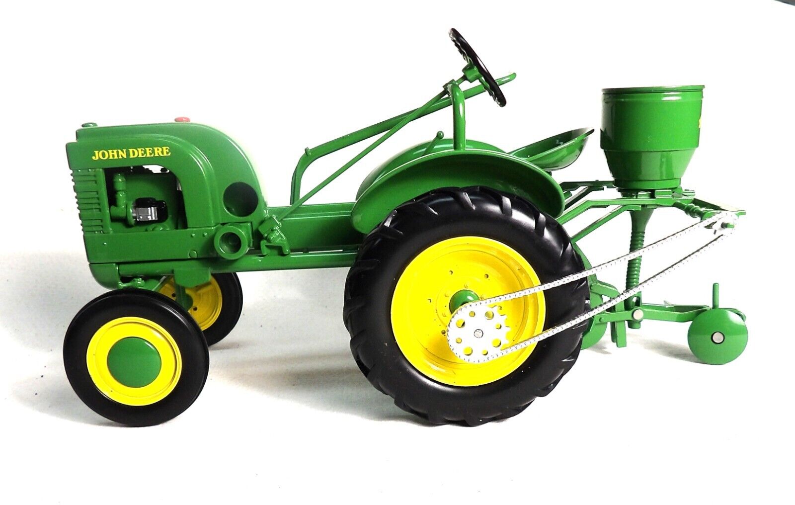 John Deere "L" tractor with L27 Lister Planter  1/16th