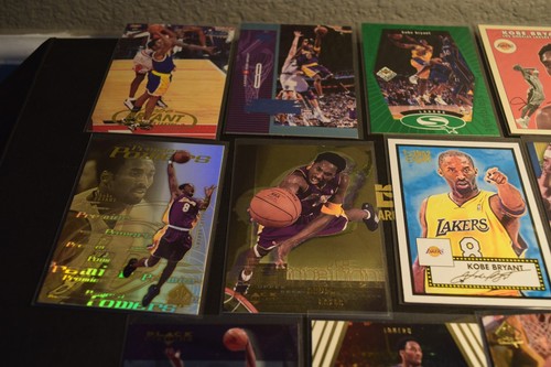 Kobe Bryant 14 card lot Inserts, Premium, Various years, Invest See All Listings - 第 4/6 張圖片