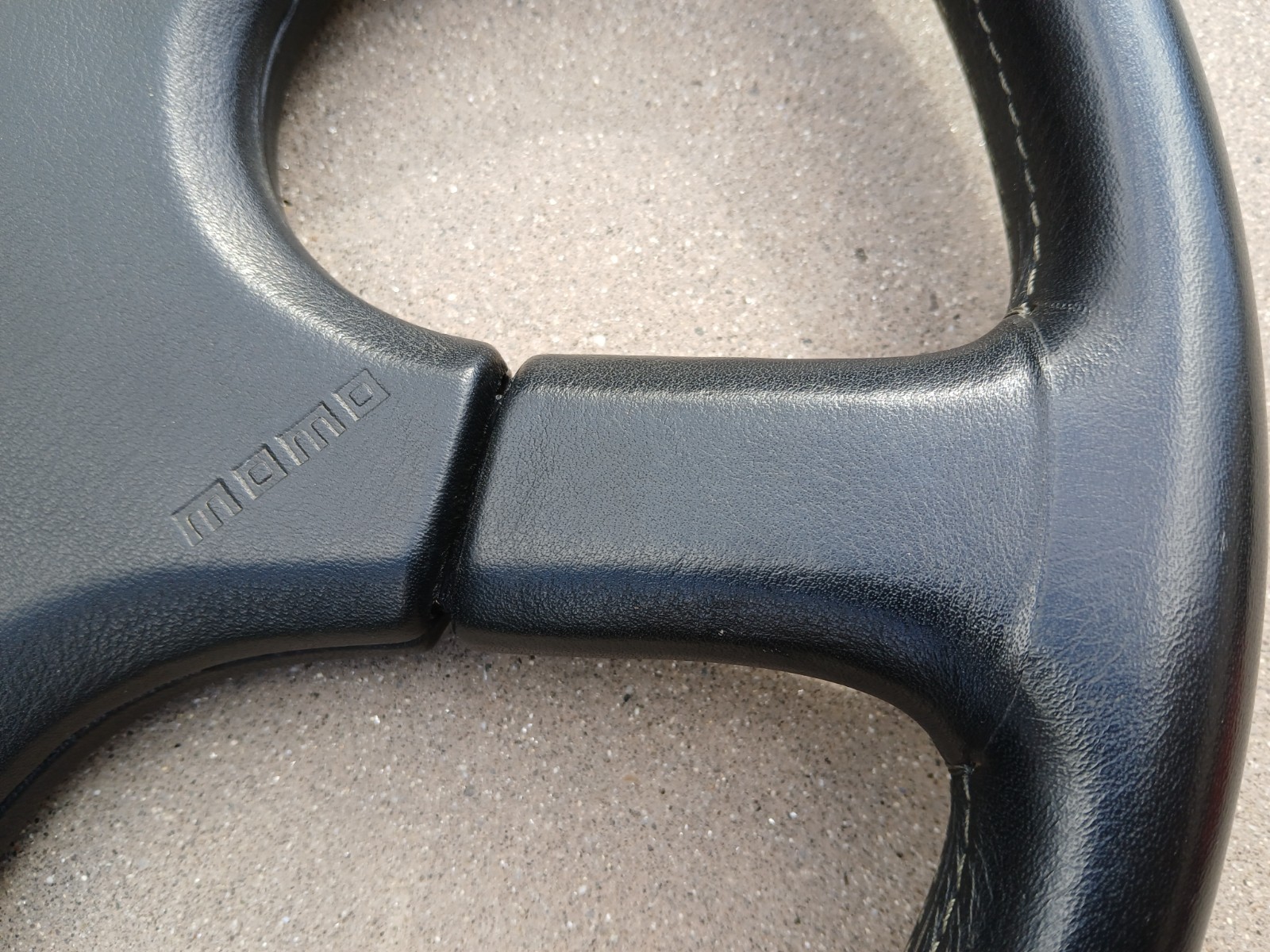 MOMO Vintage Typ M40 4-Spoke 400mm Steering Wheel - Ferrari Porsche Mercedes AMG