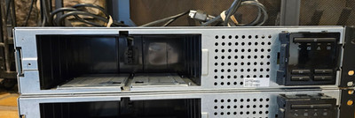APC Smart-UPS, Line Interactive, 750VA, Rackmount 2U, 120V, 6x NEMA 5-15R outlet