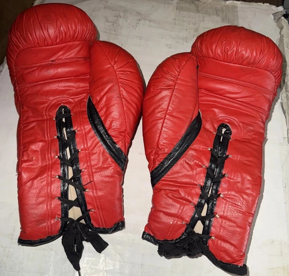 Guantes de Boxeo Everlast De Colección Rojo Con Cordones Hechos en EE. UU. Entrenamiento Sparring Foto 2 de 3