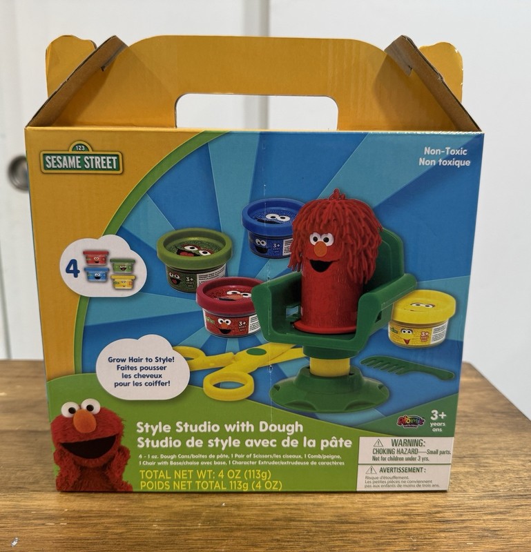 Sesame Street Style Studio with Dough Play Set