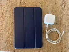 APPLE IPAD MINI 2 ME280LL/A 7.9" 32GB WIFI WHITE - BUNDLE Blue Case  power cord