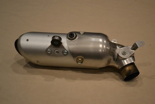 Genuine OEM Ducati Hypermotard 950SP Left Exhaust Pipe 57414582A - Picture 3 of 11