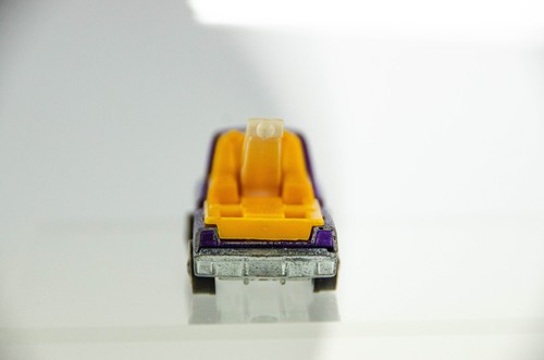 Hot Wheels Redline 1969 Heavyweights Tow Truck Purple Spectraflame HK - Picture 3 of 8