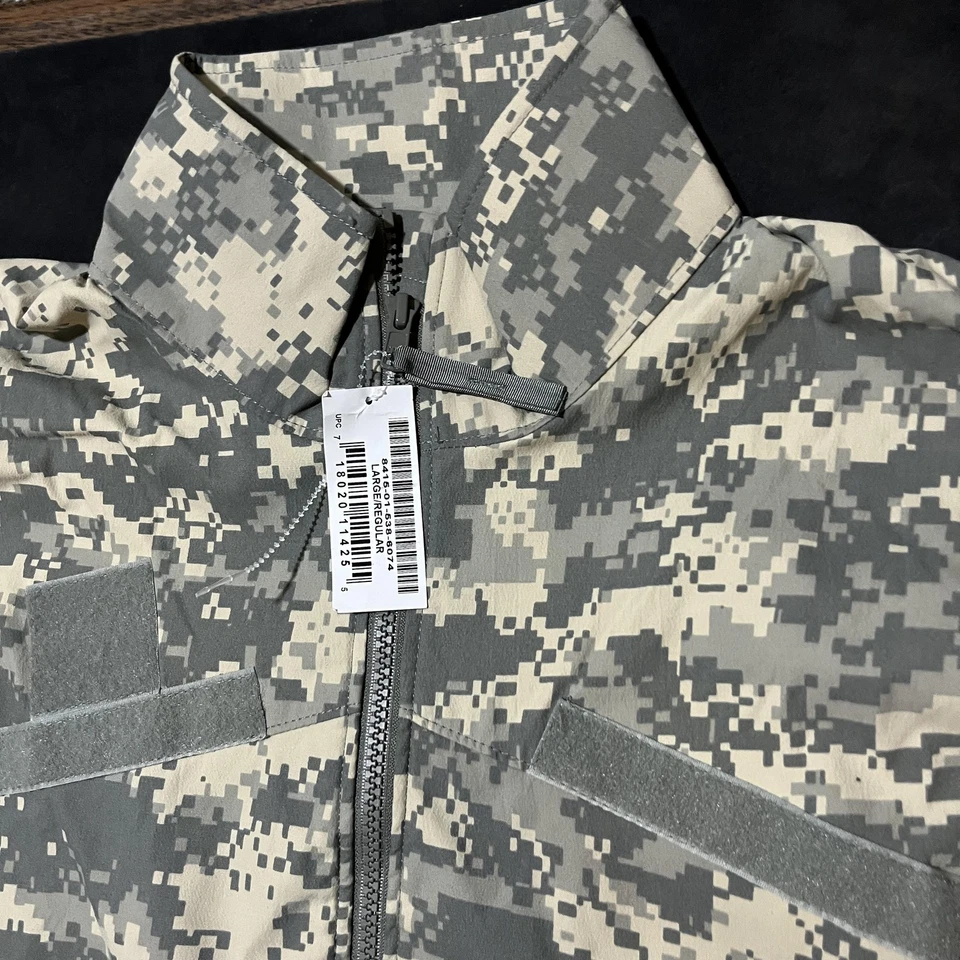 US Army ECWCS Gen III Level 4 Wind Jacket Mens Large Regular UCP Digital Camo - Image 2 of 4