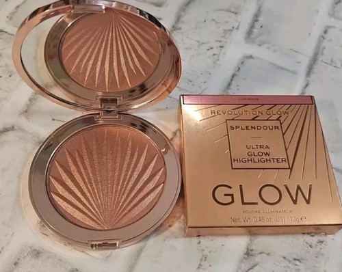 Iluminador luminoso Revolution Glow Splendour Ultra Glow 0,45 oz