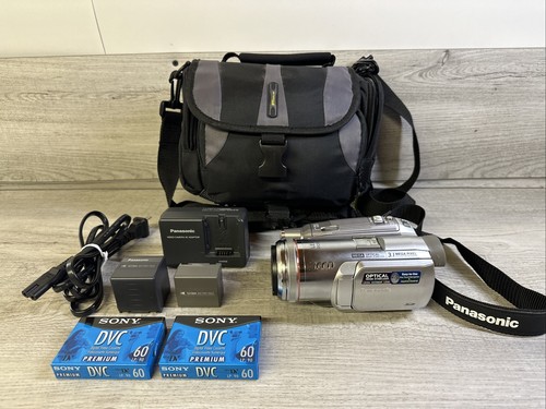 Panasonic PV-GS250 Silver 3.1 MP 2.5" LCD 700X Digital Zoom MiniDV Camcorder