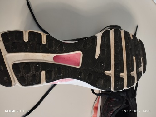 Schuhe Sneaker Nike Damen Gr. 37.5, schwarz/pink - Bild 4 von 4