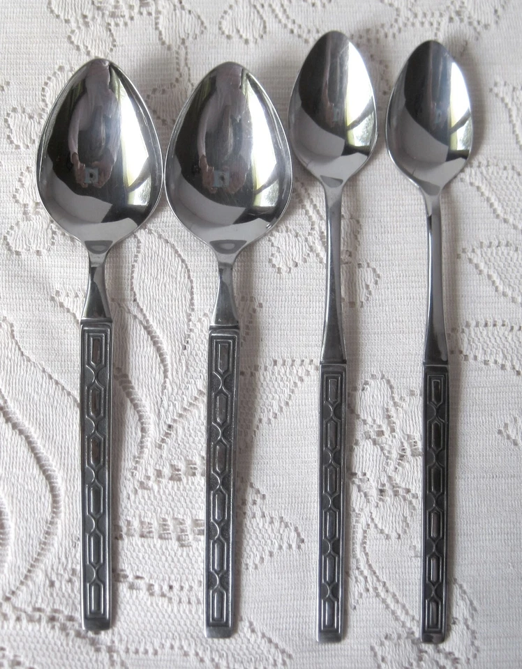 Lote de Talheres de Aço Inoxidável NORTHLAND ONEIDA MONTEZUMA - Imagem 3 de 4