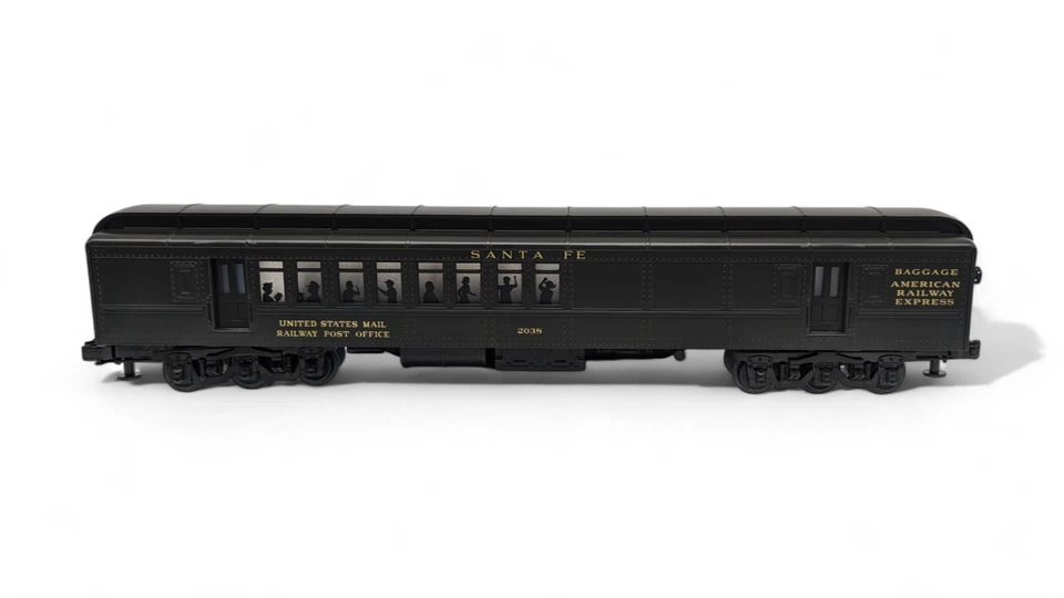 Vintage Santa FE green Scaled Madison Combine/Diner Set MT4107 O-42 Gauge by MTH - Image 2 of 4