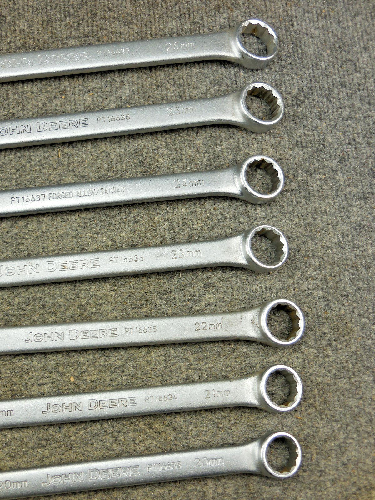 Vintage John Deere TY19923 Metric Wrench Set 20 21 22 23 24 25 26 27 28 30 32 MM
