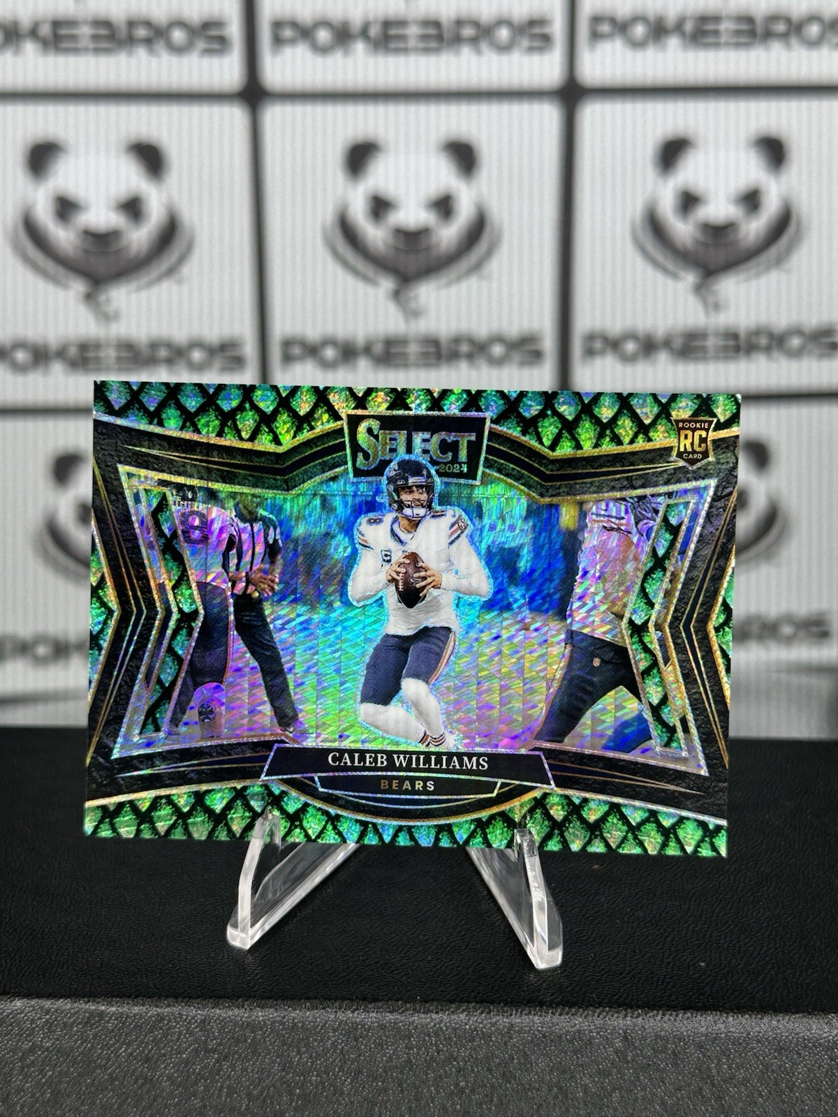 2024 Panini Select - Field Level Caleb Williams #477 Dragon Scale Prizm /70 (RC)