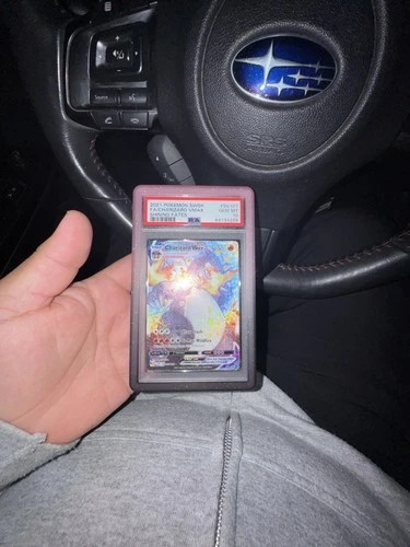 Charizard VMAX Pokémon TCG Shining Fates PSA 10 SV107/SV122 Holo