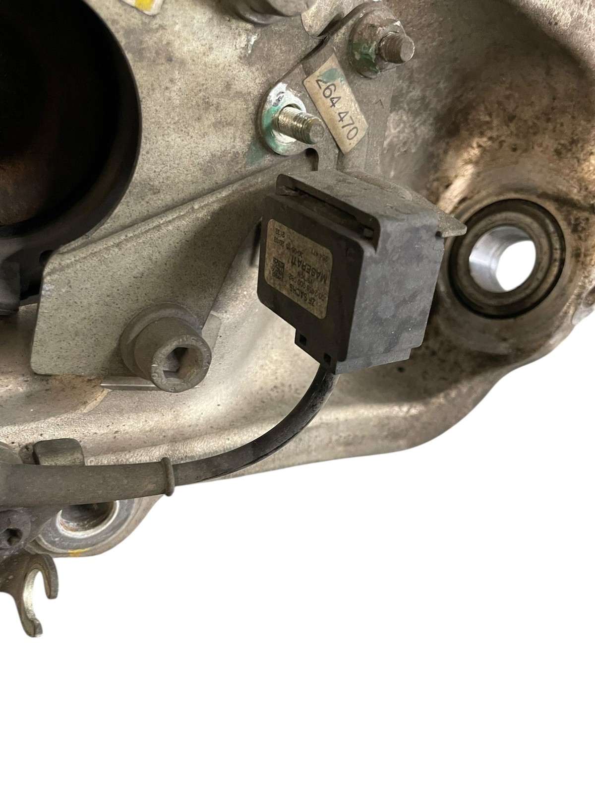 2009-2016 MASERATI GRANTURISMO 4.7L RWD Front LH Spindle Knuckle Wheel Hub Assy