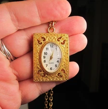 Beautiful ornate gold-tone watch pendant necklace new battery NICE!