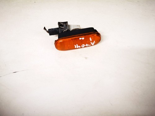 3a0949117a Seitenblinker (Kotflügelblinker) Vorne Rechts  Volksw DE1339558-47