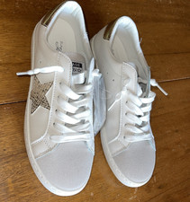 Vintage Havana Carla White, Taupe Gold Low Top Star Sneakers Women s 7.5