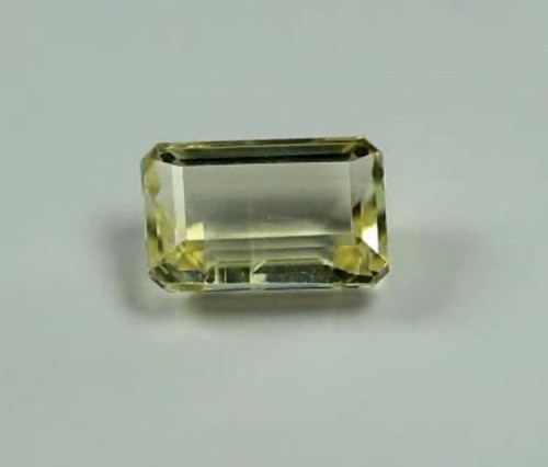 3.02 cts Natural Octagon-cut Fiery-Luster Yellow VVS2 Andesine-Labradorite - Picture 4 of 6