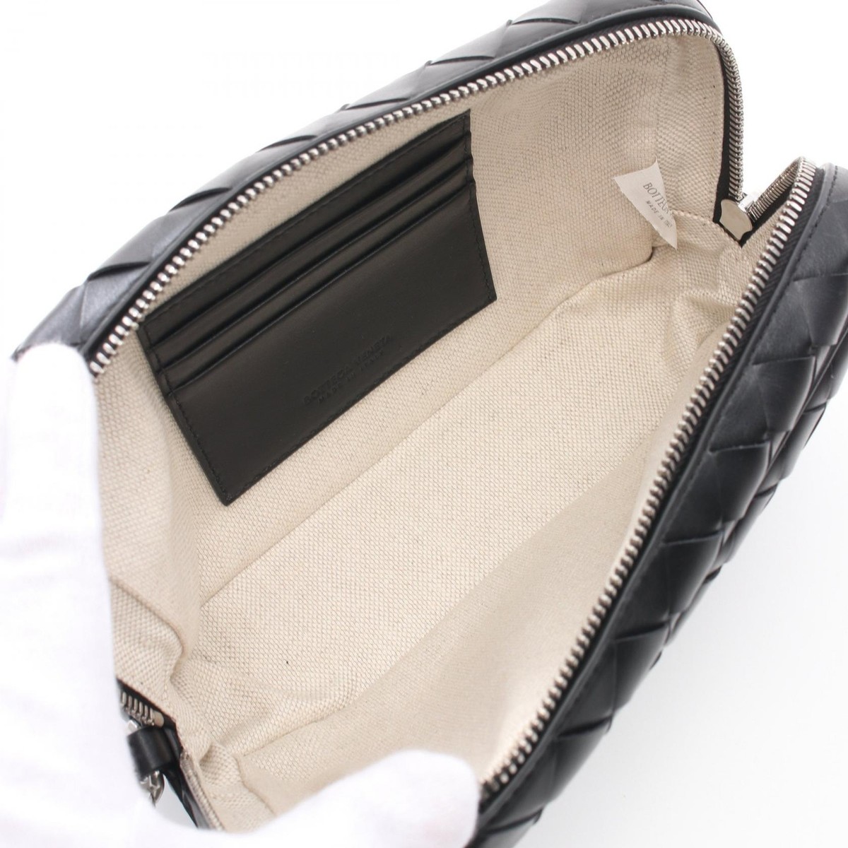 BOTTEGA VENETA Intrecciato small wristlet pouch bag BOTTEGA VENETA Intrecciato small wristlet pouch bag