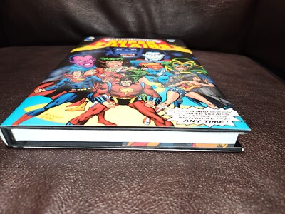 英語版　THE SECRET SOCIETY OF SUPER-VILLAINS Amazon.com: The Secret Society of Super Villains (1976-1978) #15