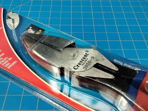 Crescent 2050-9 Lineman's Pliers 9 In. High Leverage 20509CVSMLN - Picture 3 of 5
