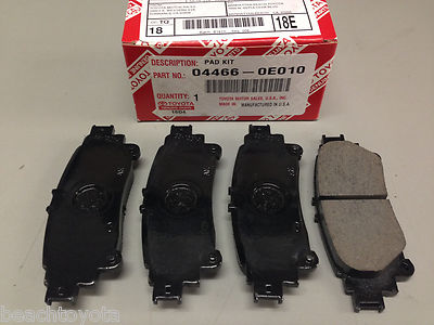 2014-2019 HIGHLANDER  Rear  Brake Pads NEW genuine Toyota OEM 04466-0E010