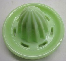 Vtg JEANNETTE Jadite Reamer Juicer Original Depression - FREE SHIPPING!!!