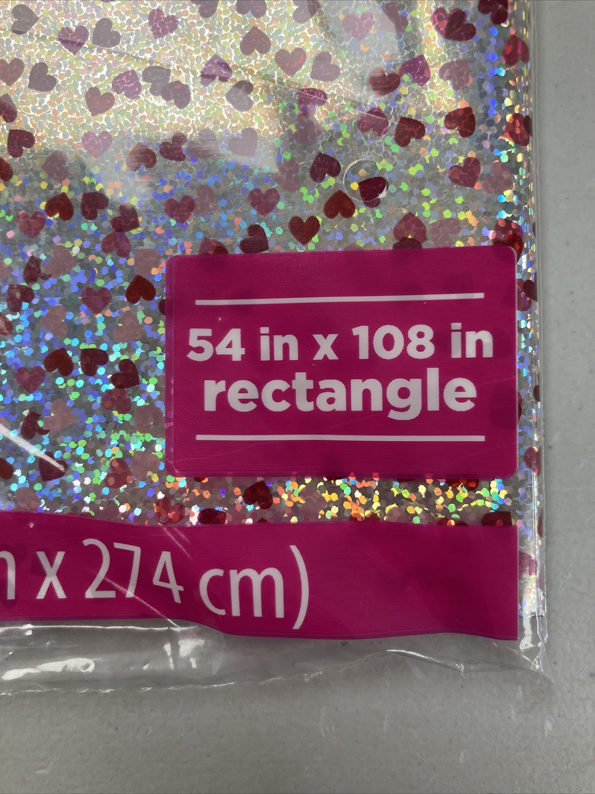 NIP Way To Celebrate Valentine&rsquo;s Day 54 X 108 in Rectangle Prismatic Table Cover