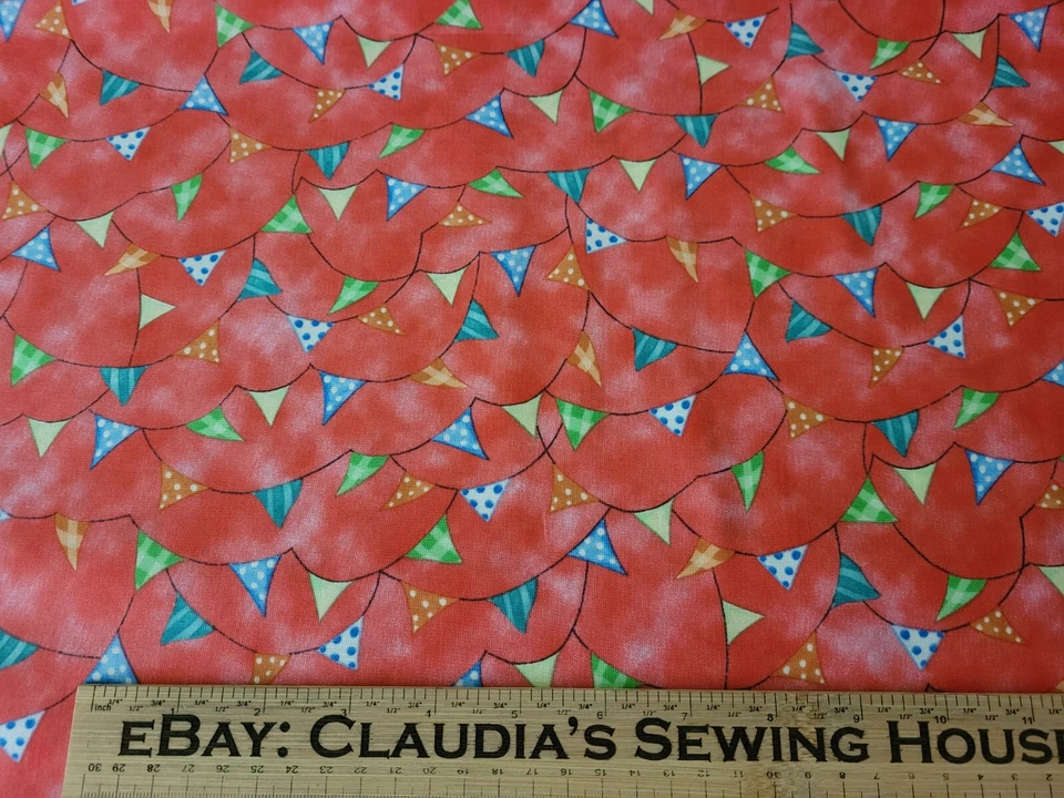 Baby Zoo Crew por Helz Cuppleditch Acolchado Tesoros Suave Rojo Bandera Foto 2 de 3