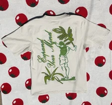 Brand new cream & Green embroidered expand t-shirt 🦆