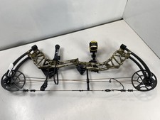 Bear Archery Right-Handed 10-70 Lbs Draw Weight Legit Maxx Compound Bow