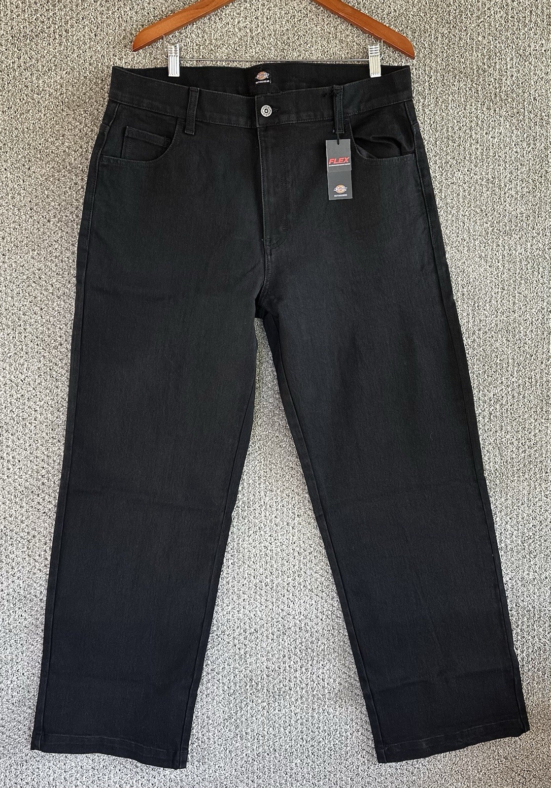 Size 36x32 Black New With Tags