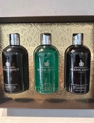 Molton Brown Woody & Aromatic Bath & Shower Gel Gift Set – 3 x 300 ml Body Wash