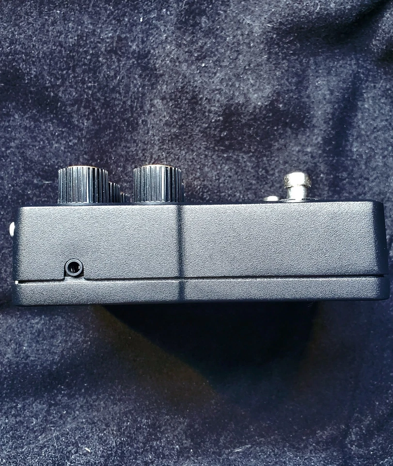 Pedal preamplificador TC Electronic Ampworx JIMS 45 cabina negra Sim Boost Foto 4 de 4