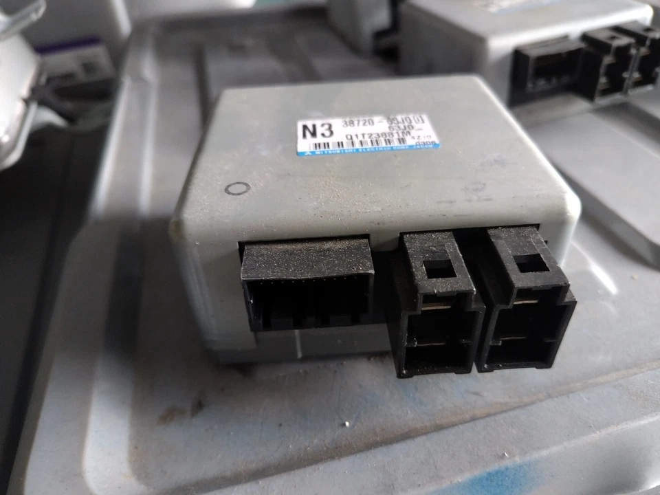 Módulo Computadora SUZUKI EZ SWIFT RS415 RS416 1/2005-2/2011 38720-63J0 Q1T2388M1 Foto 2 de 3