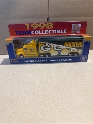 Green Bay Packers 1998 NFL 1:80 Scale DieCast Collectors Semi Truck!!!