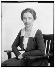 Photo:Helen Taft Portrait Woman in Chair
