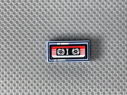 LEGO 1x2 Sand Blue Tile Cassette Tape Red & White Striped Label Black Frame (x1) - Picture 4 of 8