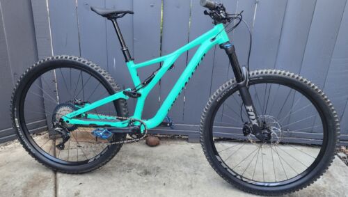 2019 Specialized Stumpjumper Comp Alloy 29 Mountain Bike Men' s Medium