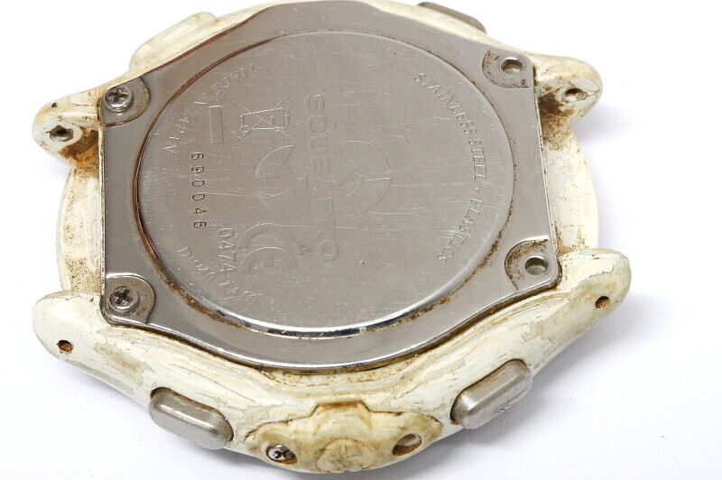 Scubapro DW40-4A10 Japan quartz Diver watch for repairs or Scubapro DW40-4A10 Japan quartz Diver watch for repairs or