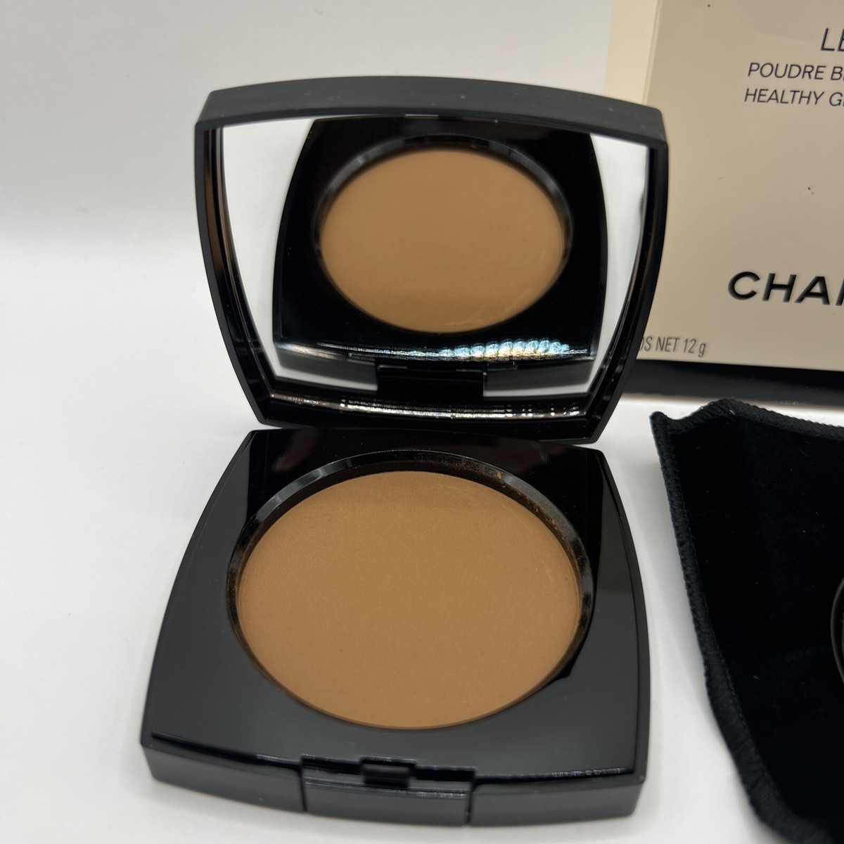 CHANEL LES BEIGESプレストパウダー B20 ギフトboxリボン付 LES BEIGES Healthy glow sheer powder B20 | CHANEL