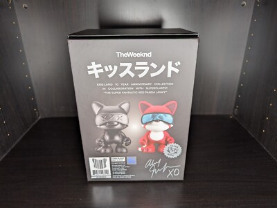 The Weeknd x SUPERPLASTIC Kiss Land 8